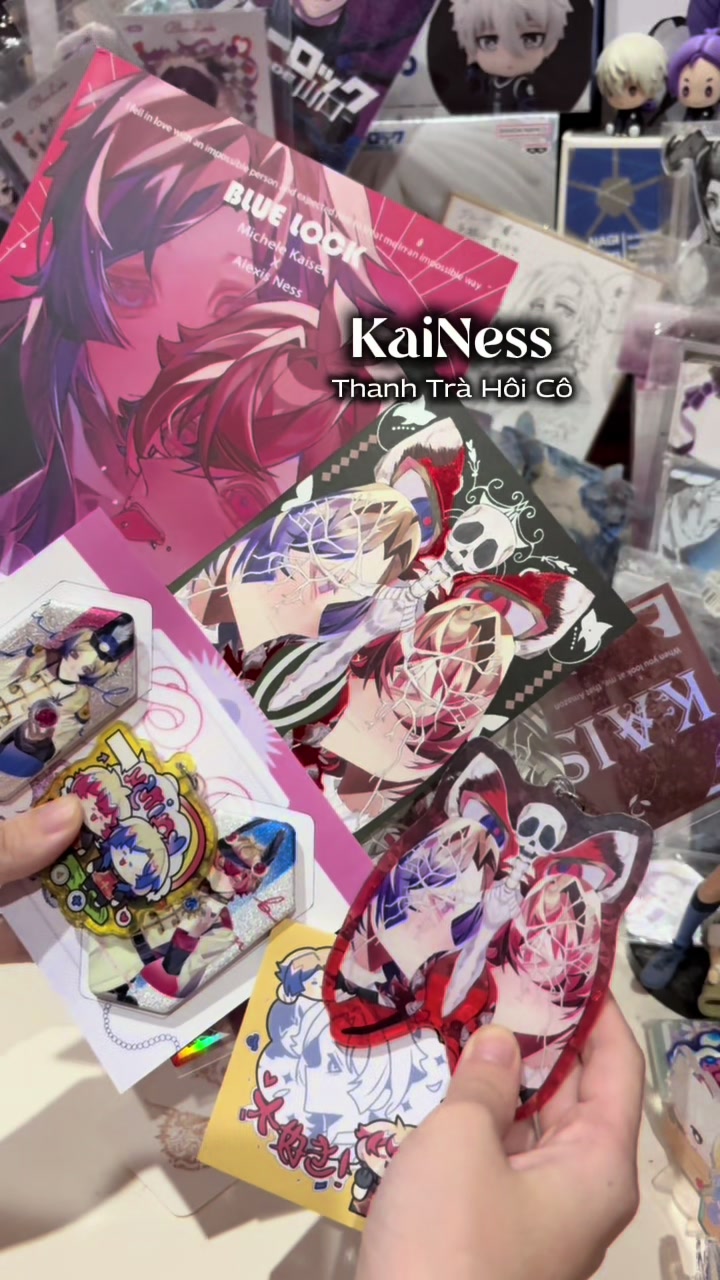 @Momo loves Kani 💙💖