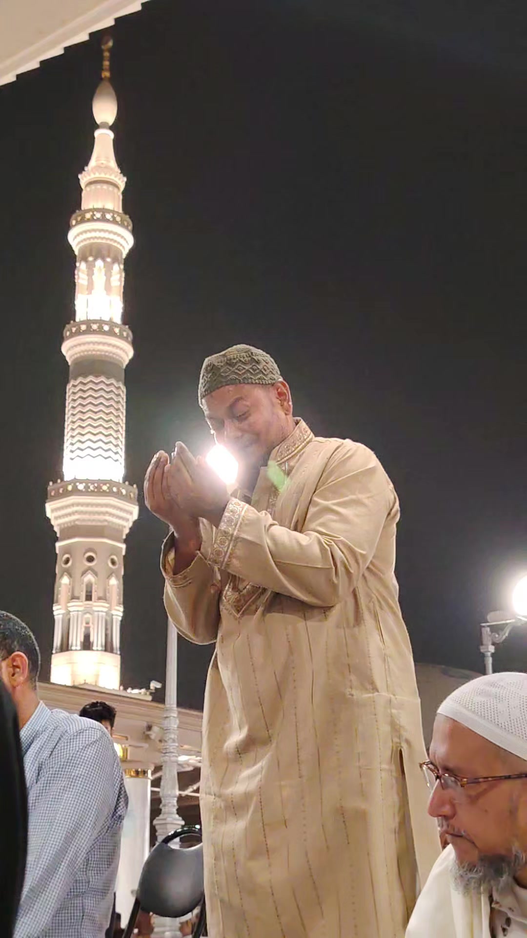 @Pardesi Shakir
