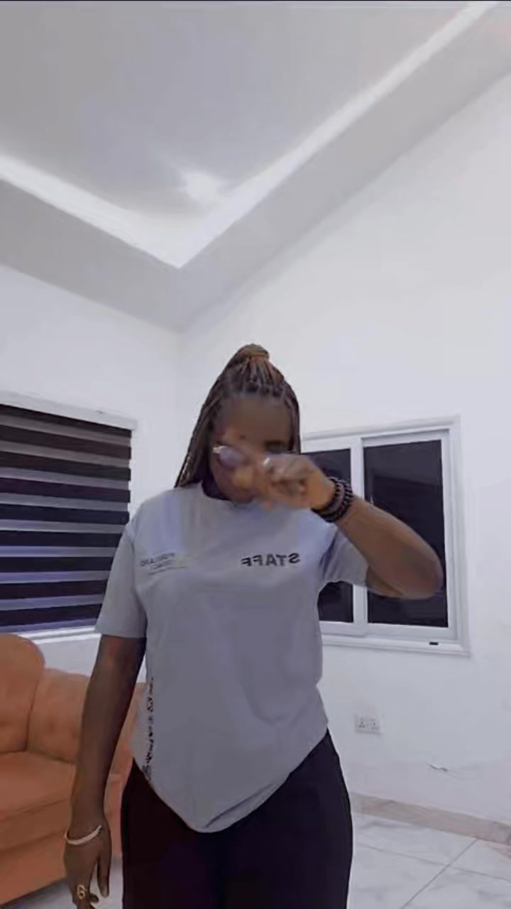 @YAA KISSIWAA ASANTE😇✨🥂