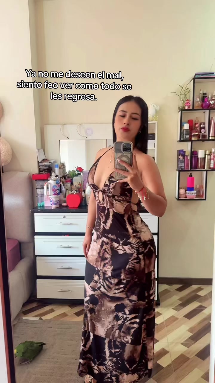 @Karen Aveiga