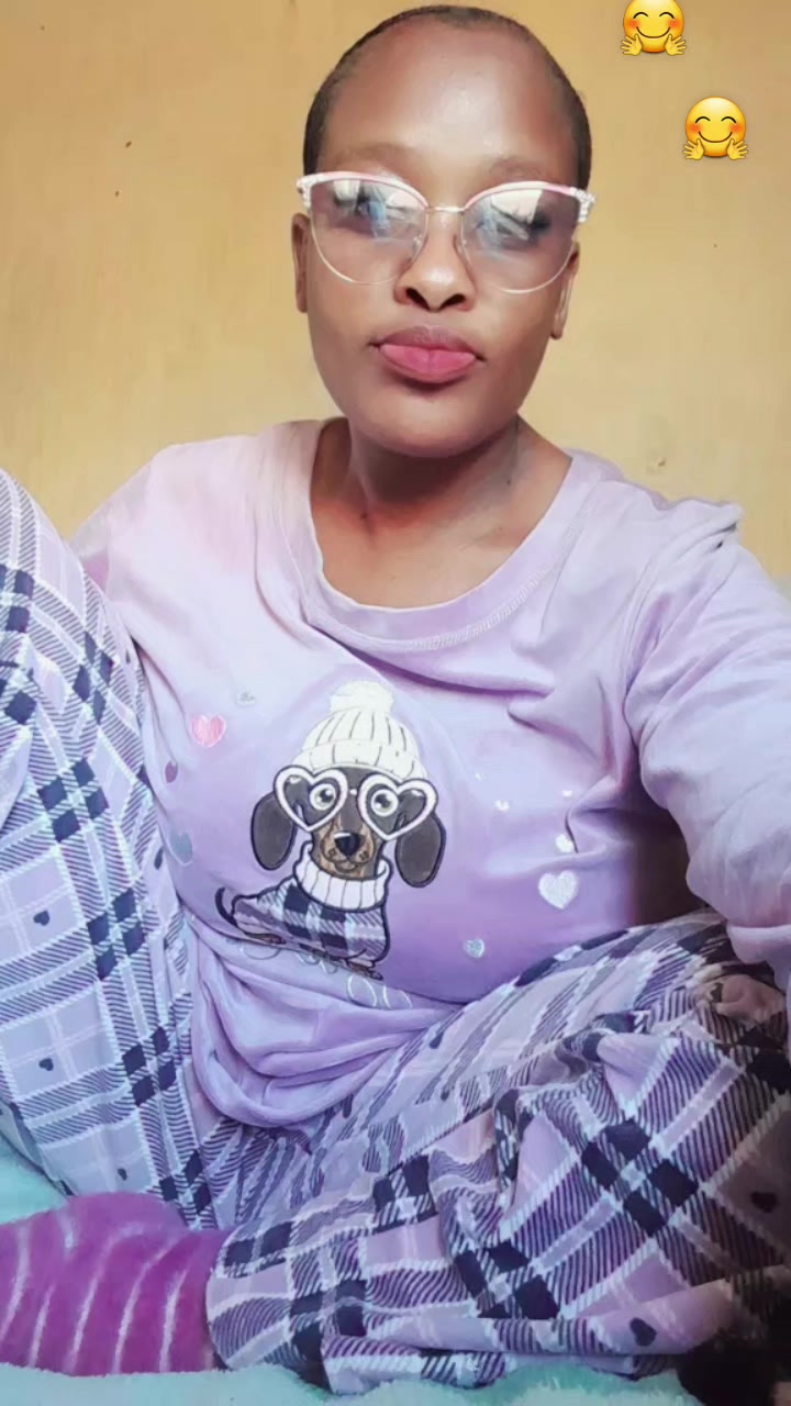 @Tshidi