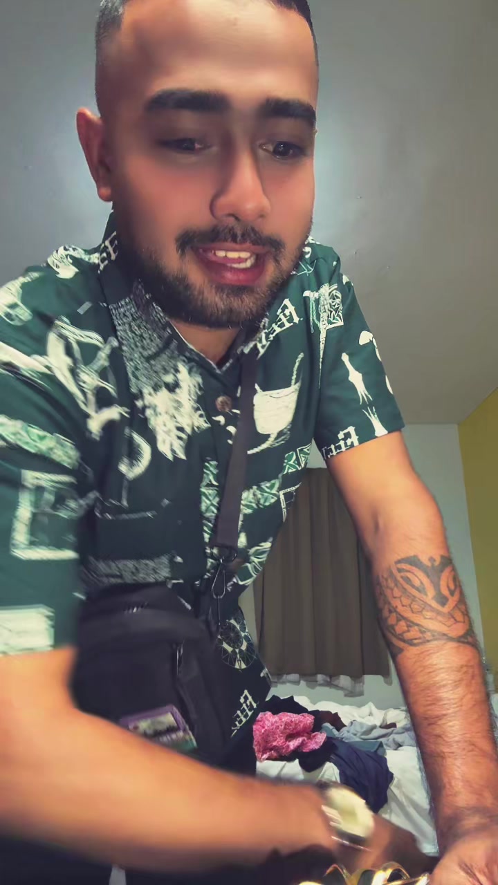 @Áá ví