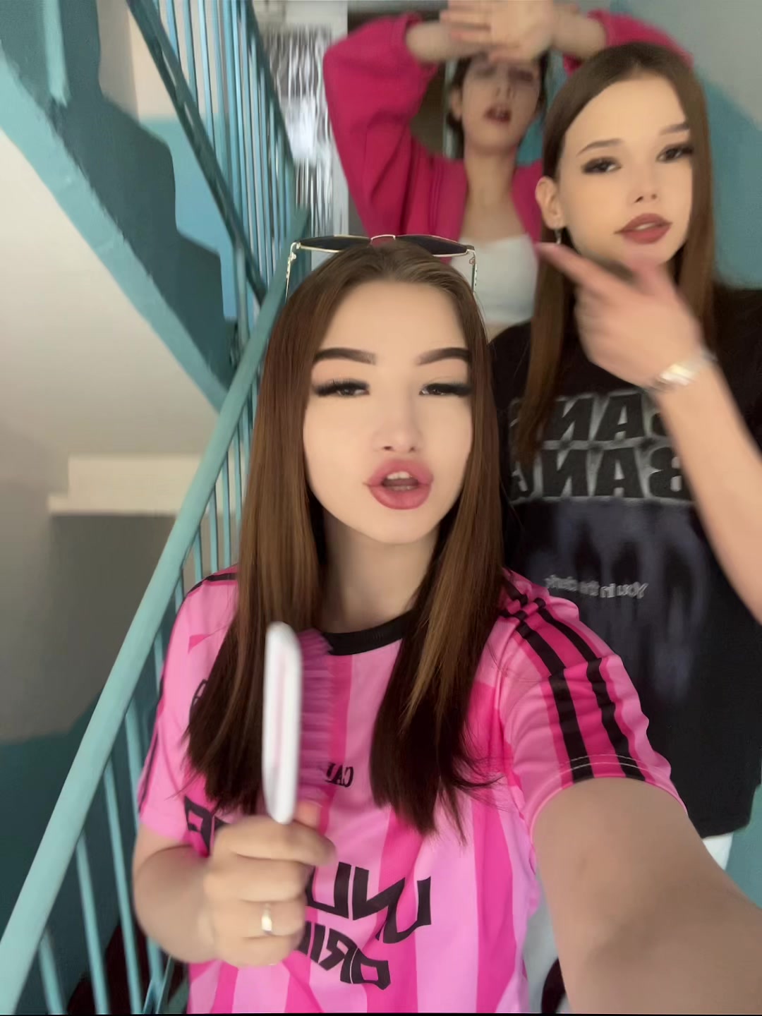 @M.F