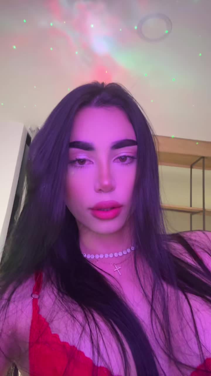@Daniela Arango✨