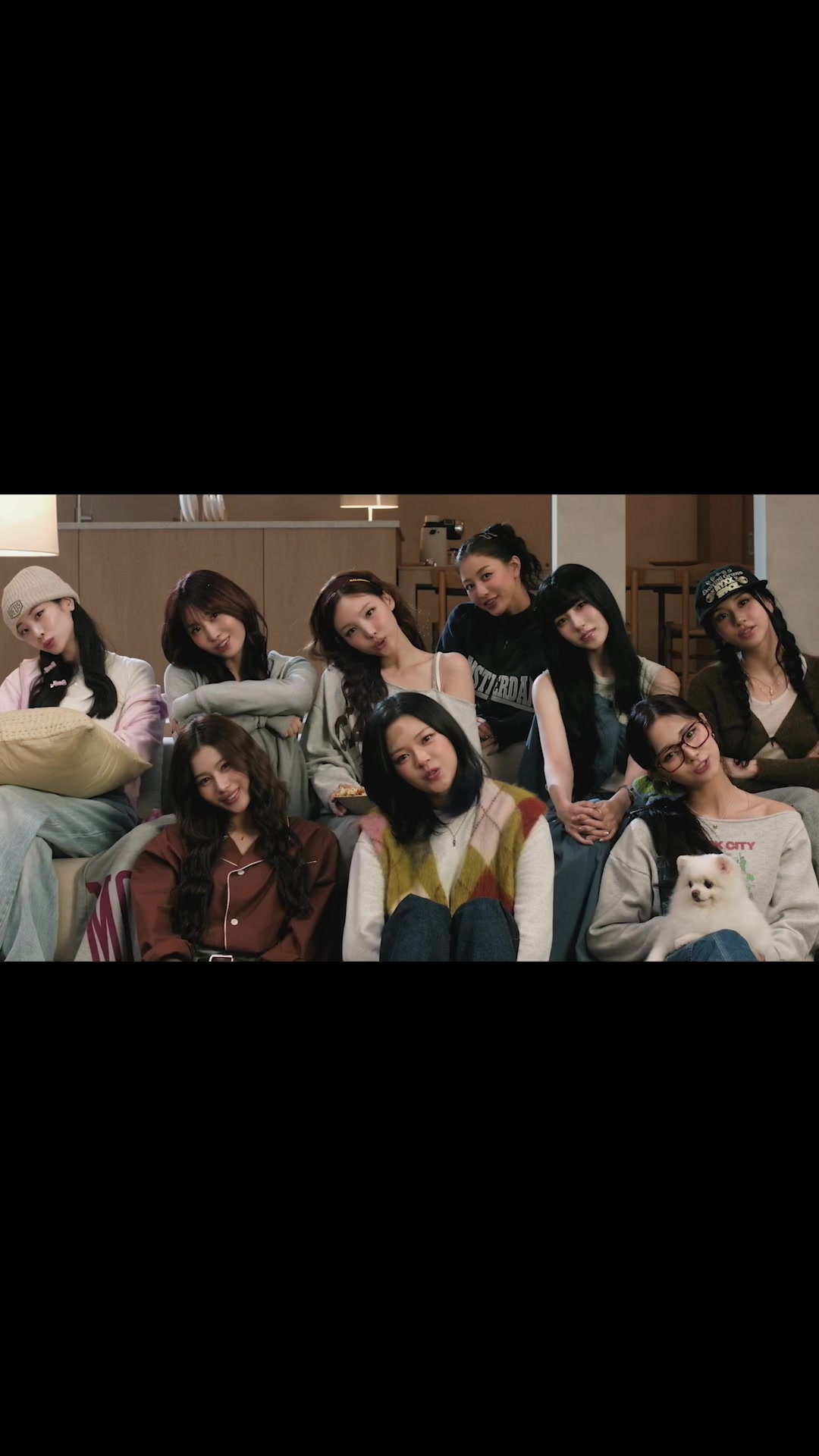 @TWICE