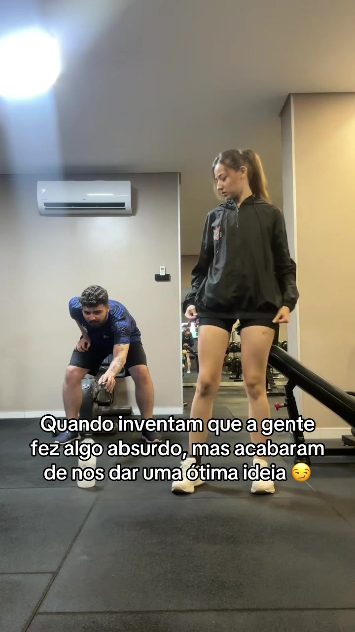 @Giovanna Agatha18