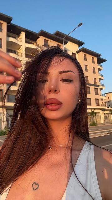 @Sena