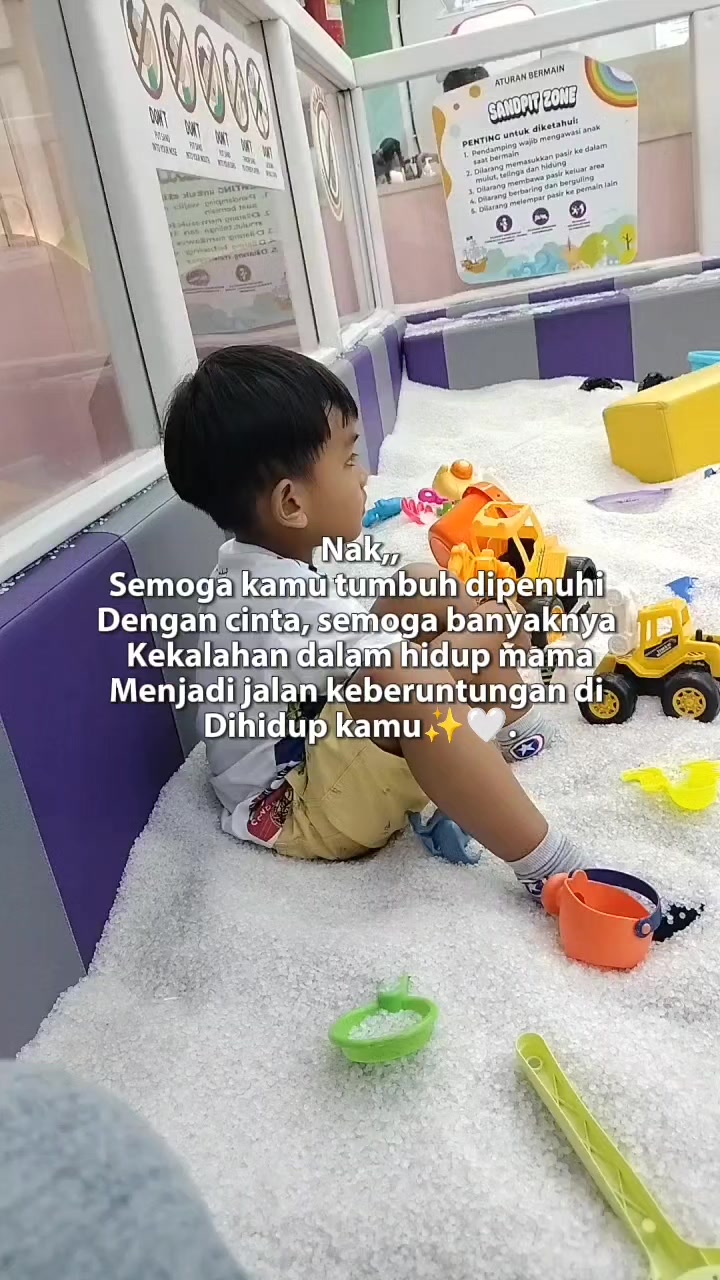 @DEWAYUTRISNA ❤
