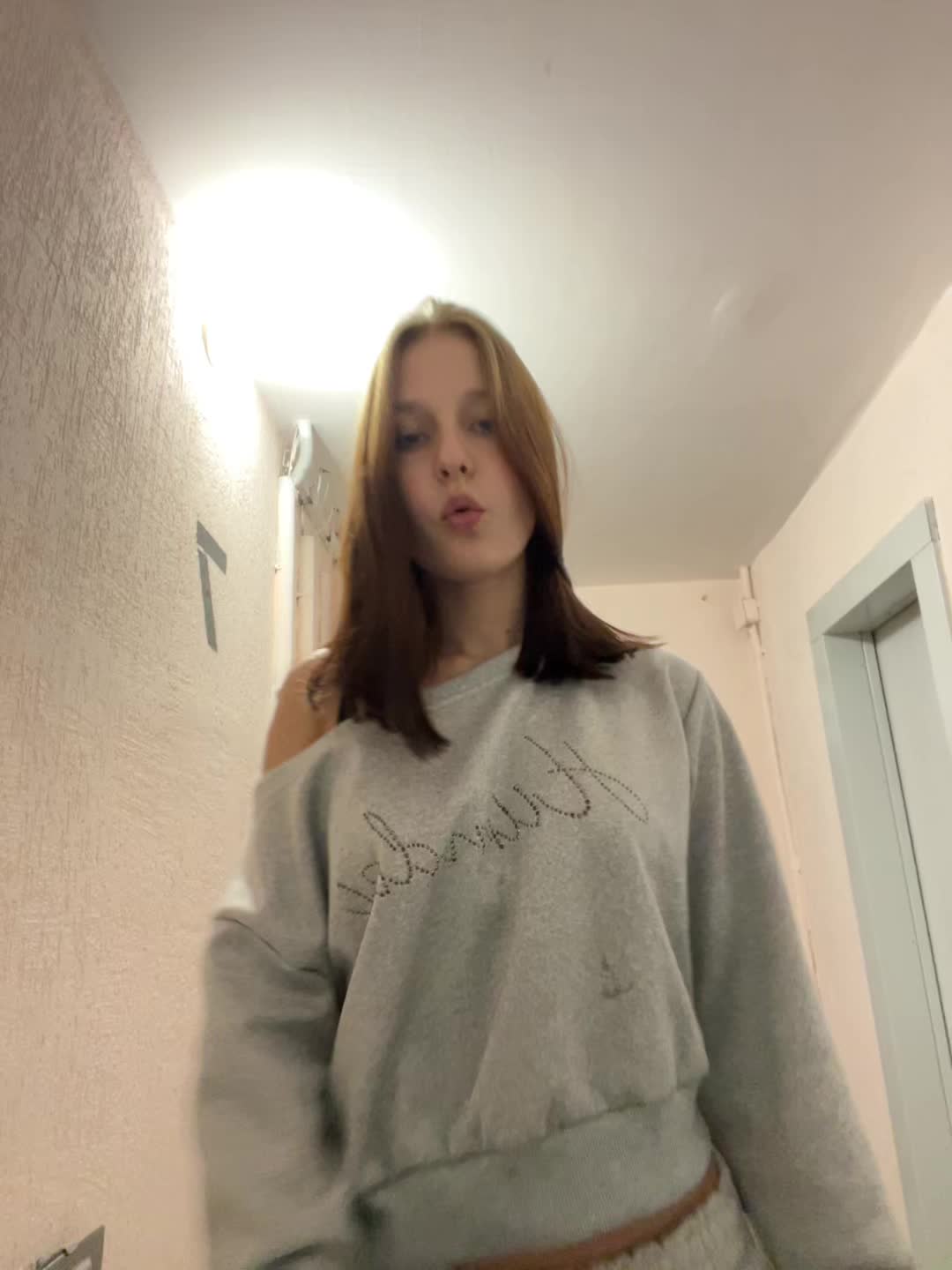@лерка😝