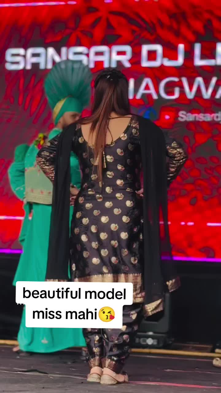 @Aj_Malika011