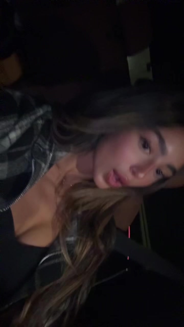 @S D