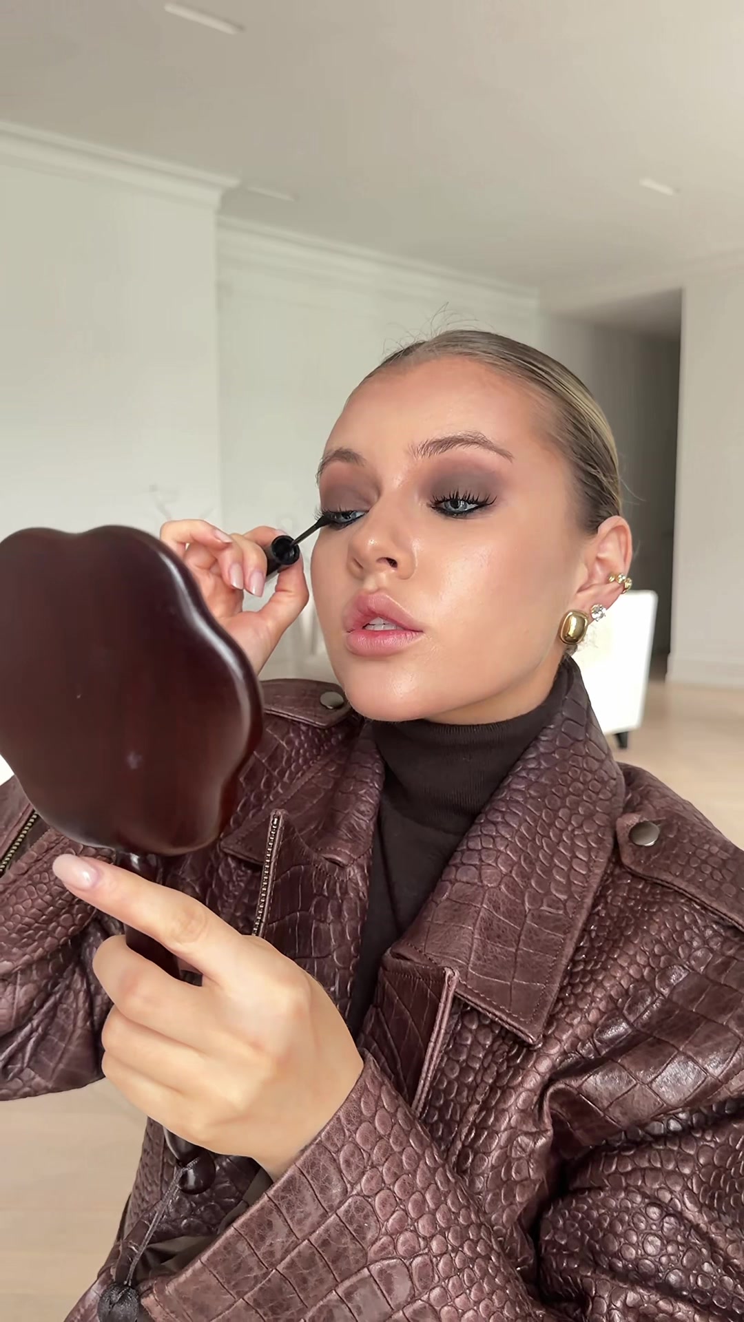 @Pollinasha
