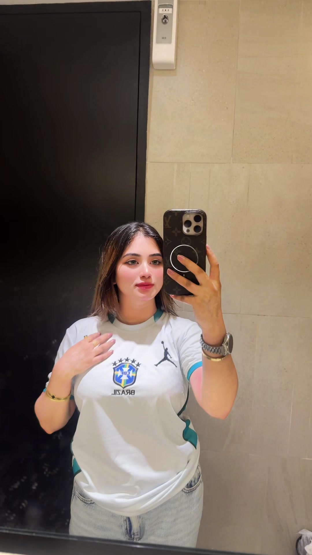 @a.aisha