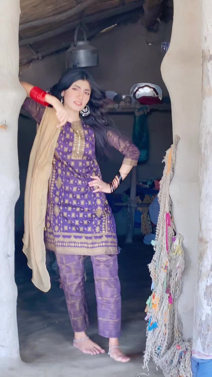 @varsha girl,,,