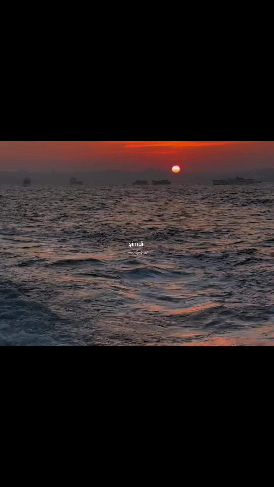 @𝐿𝑜𝑜𝓀 𝒜𝓉 𝒯𝒽𝑒 𝒮𝓀𝓎