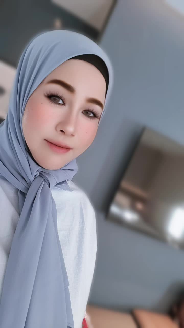 @Cik Puan Seri Aura