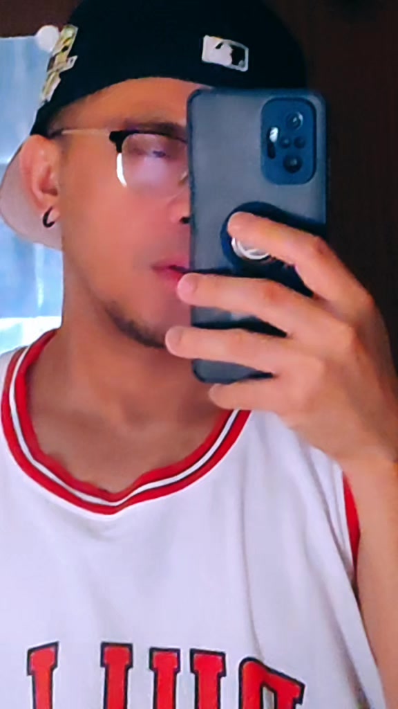 @pilyong_kuya_nyo12