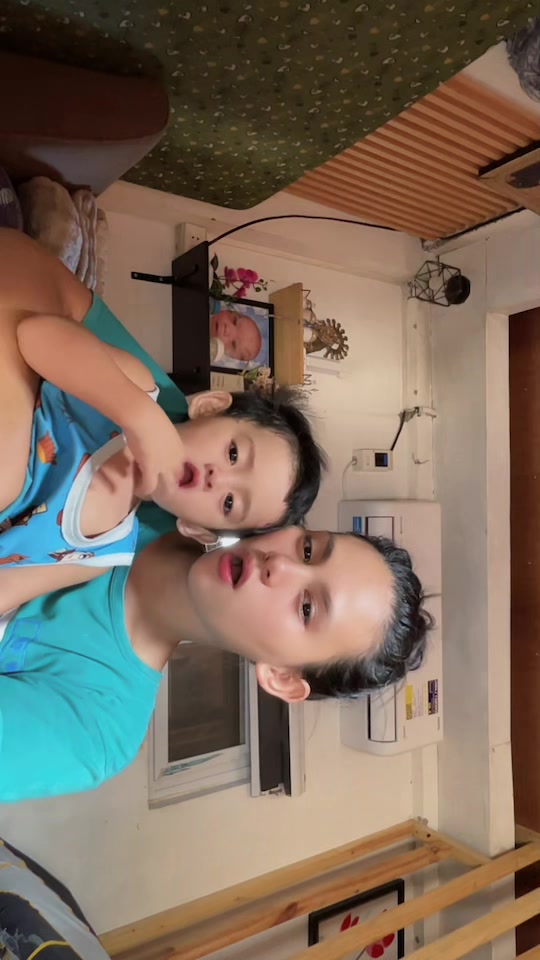 @Saphia