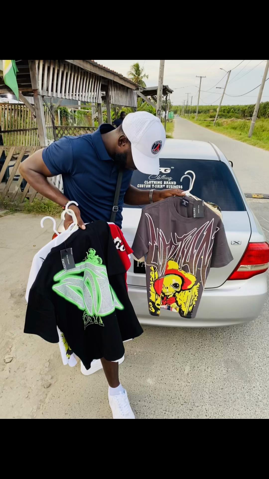 @👕HEW🌎RLDISYOURS