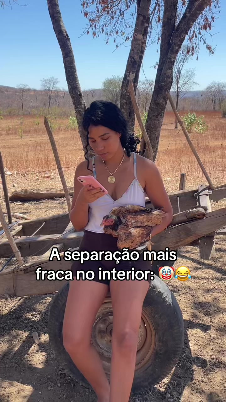 @monicadejatoba