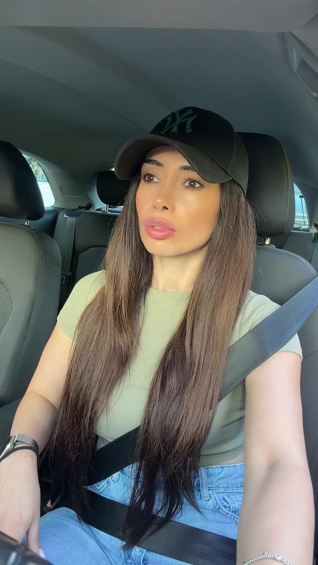 @Shakhana_25
