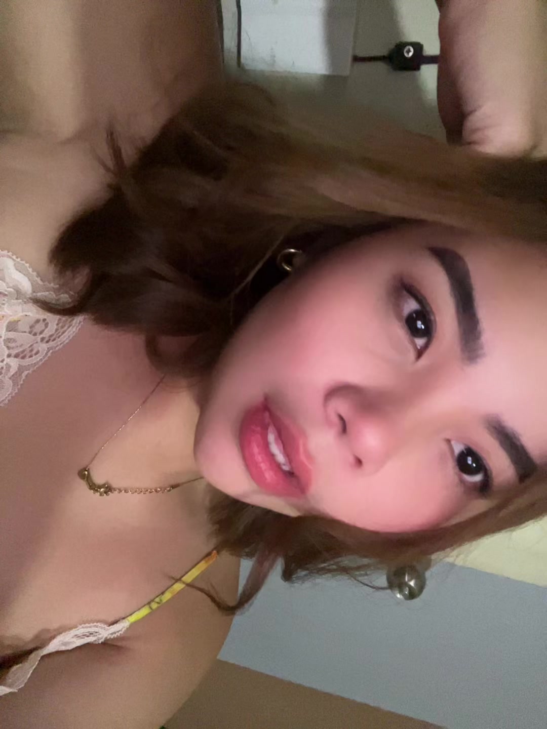 @👑