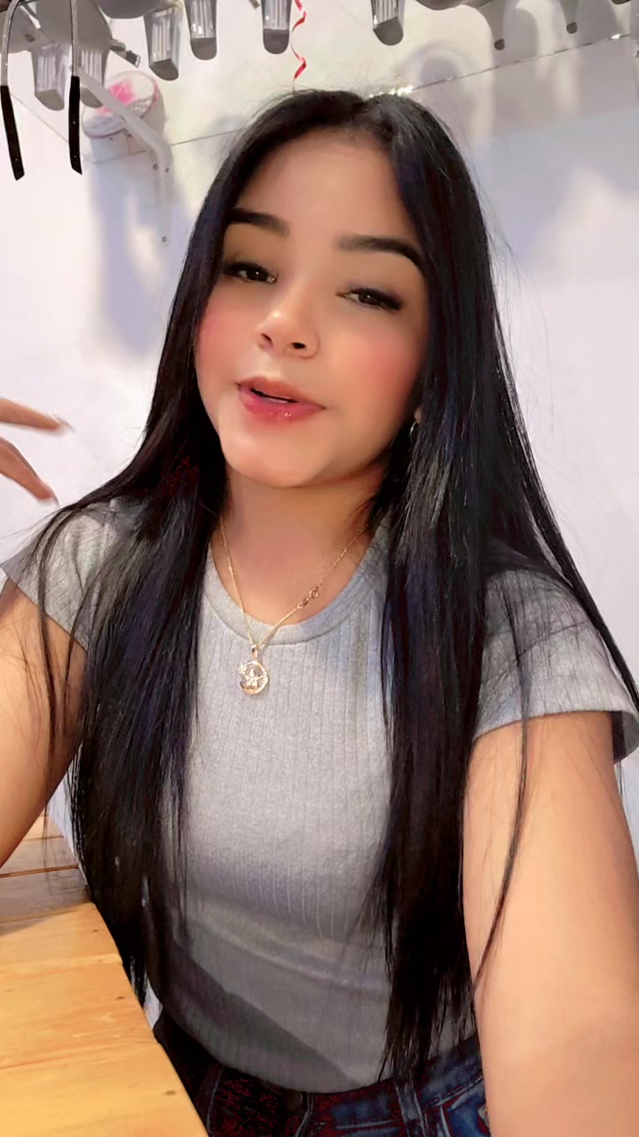 @Génesis Alexandra🩷✨️