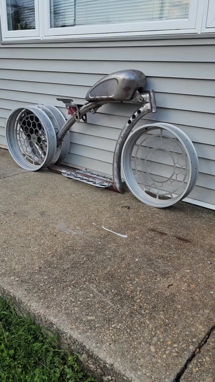 @Jrat Custom E-Bikes