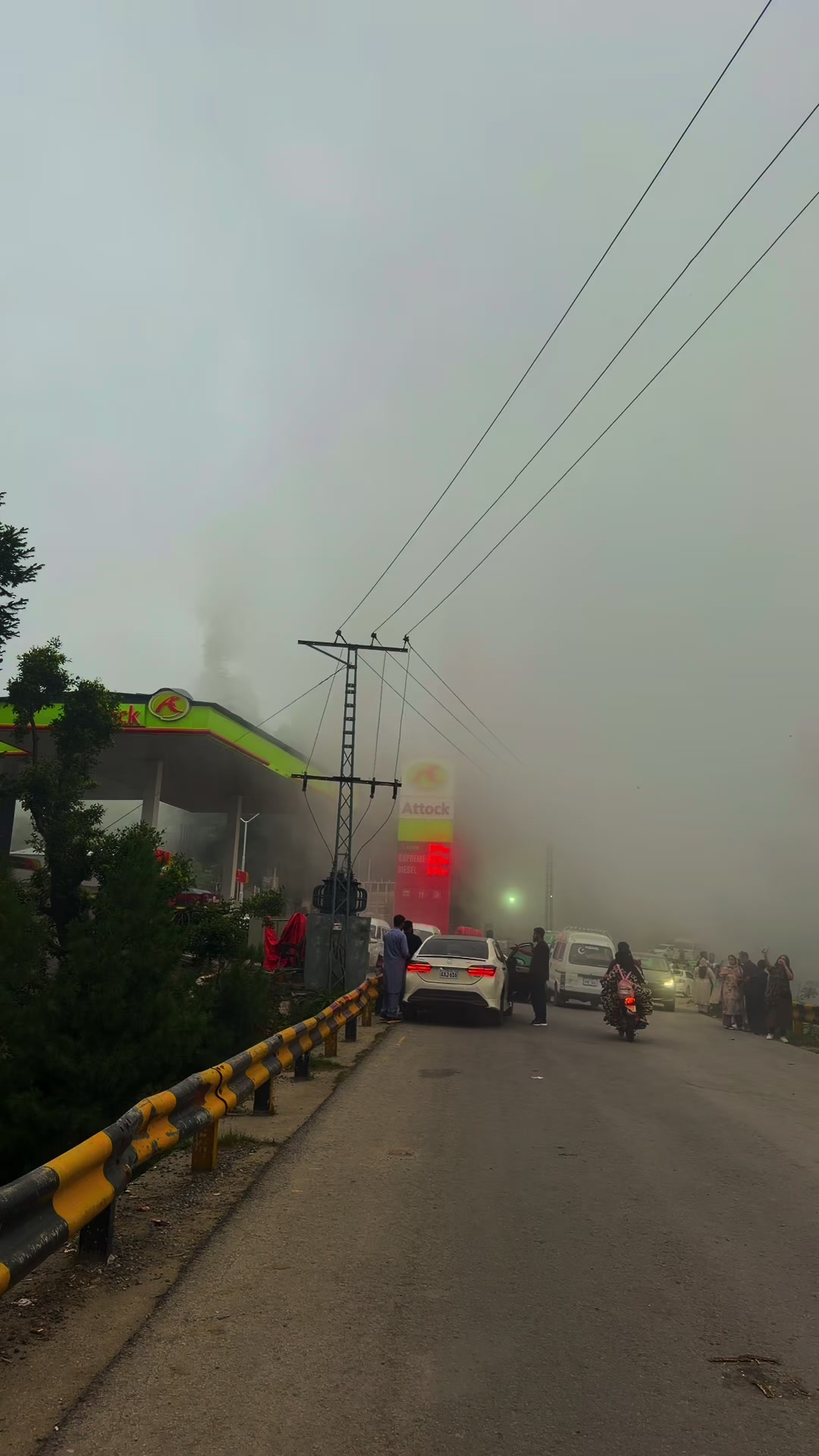 @Azam Wahab 🇵🇰