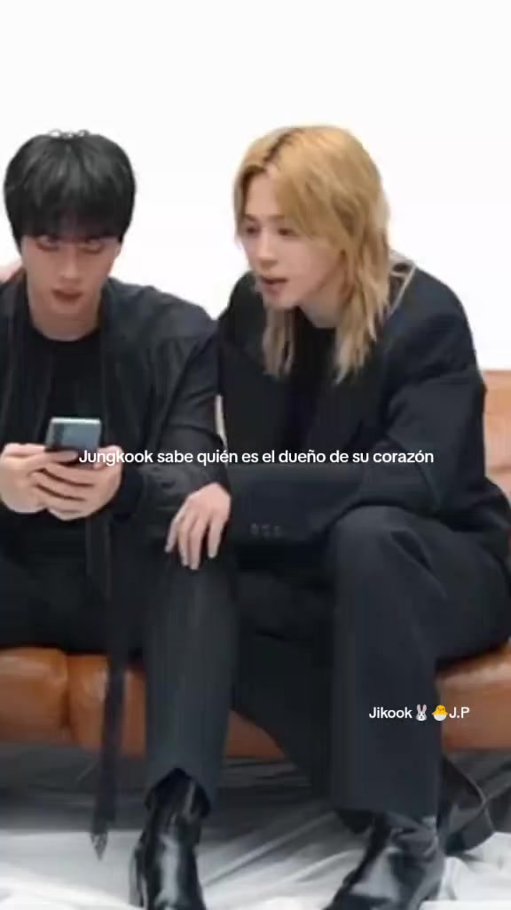 @Jikook🐰🐣J.P