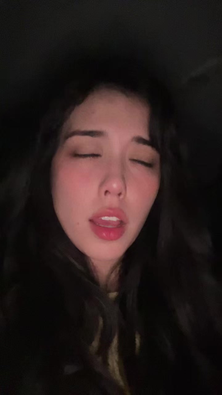 @Cristian Daniela ๐จ