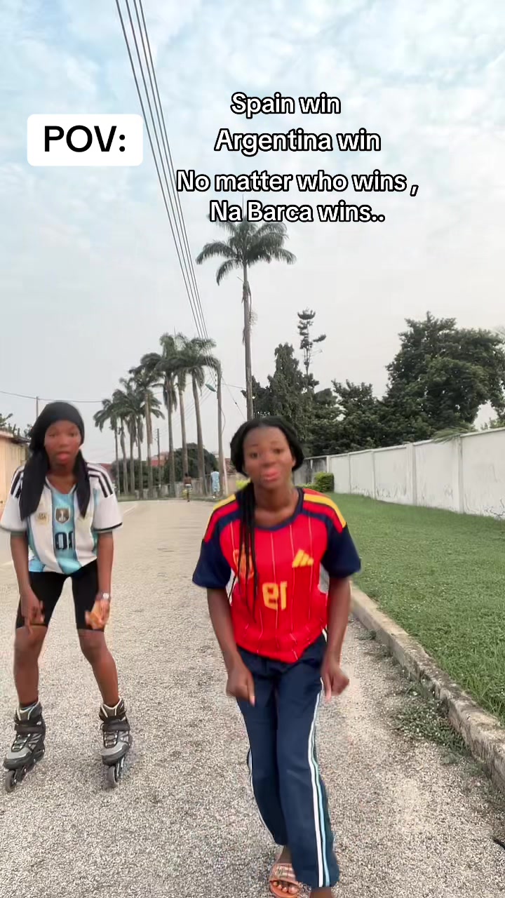 @Tilybae 💙❤️