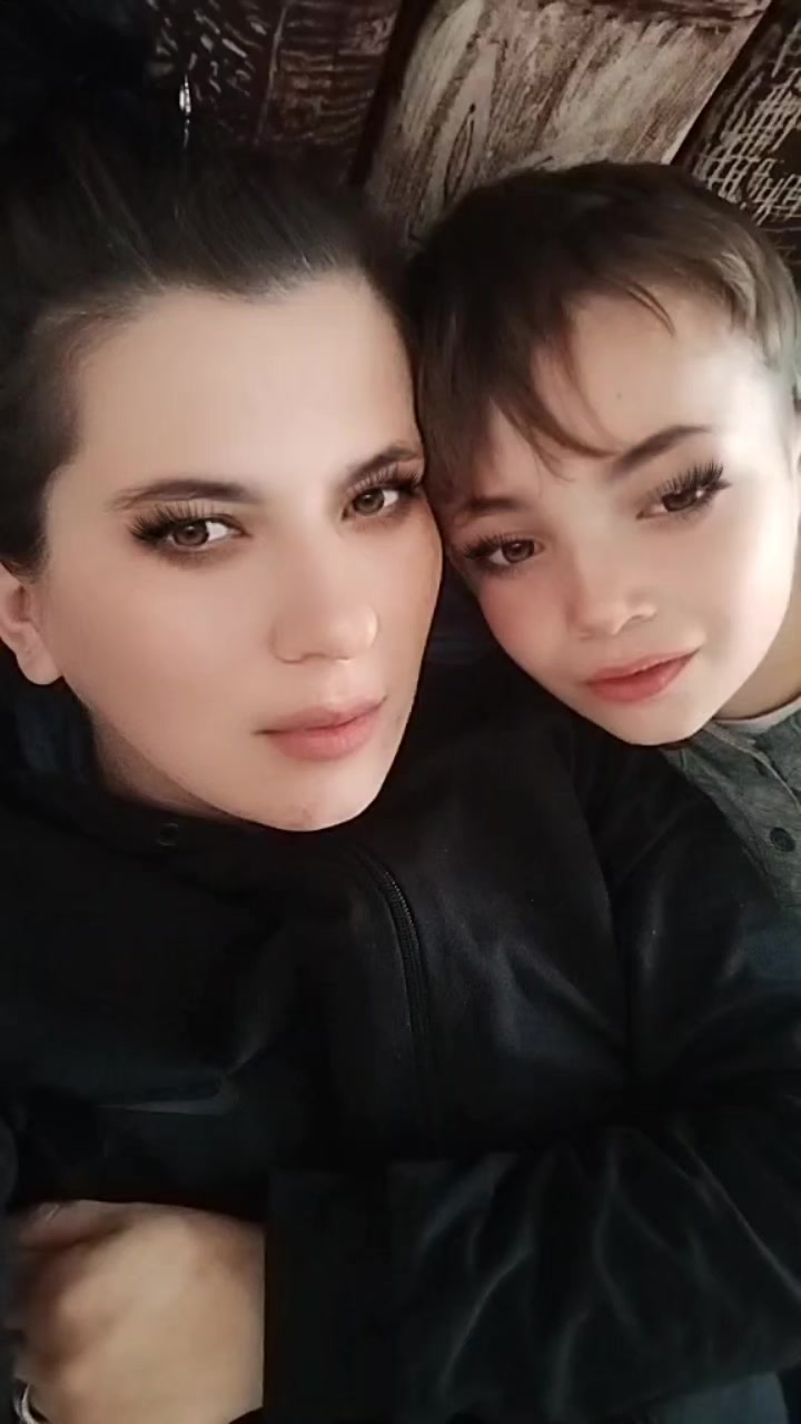 @Oksana Doroș