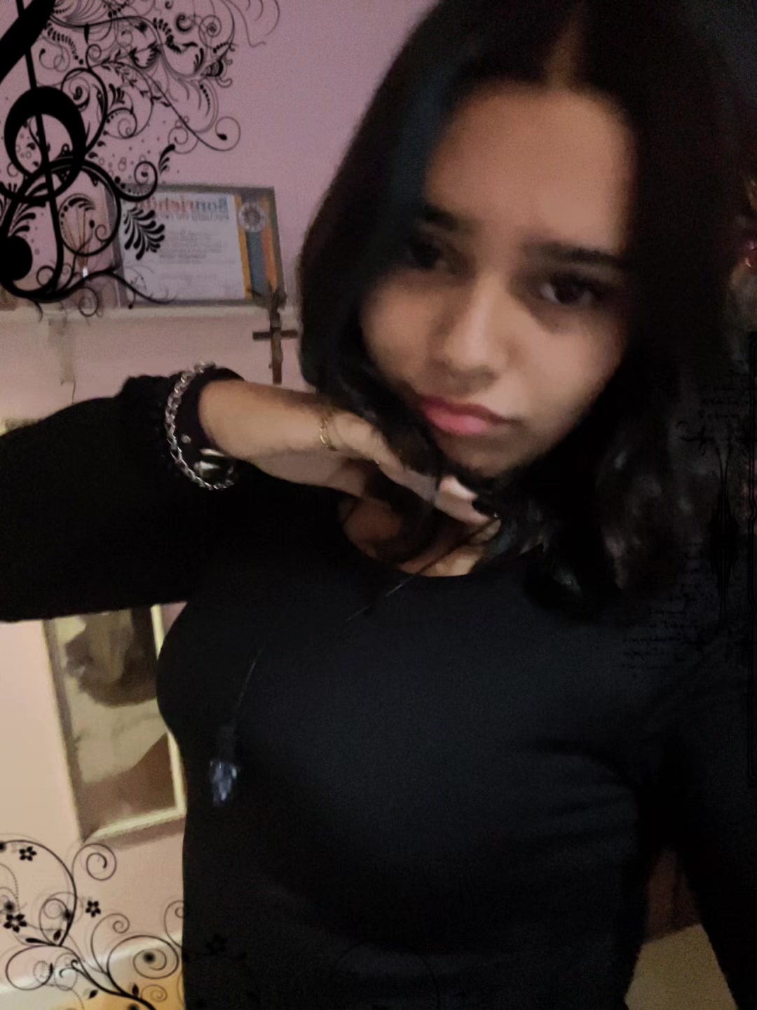@𝔩𝔲𝔠𝔢𝔠𝔦𝔱𝔞