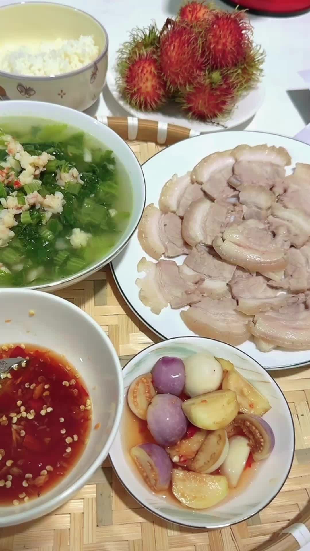 @Cúc Cô Đơn 1 Mình