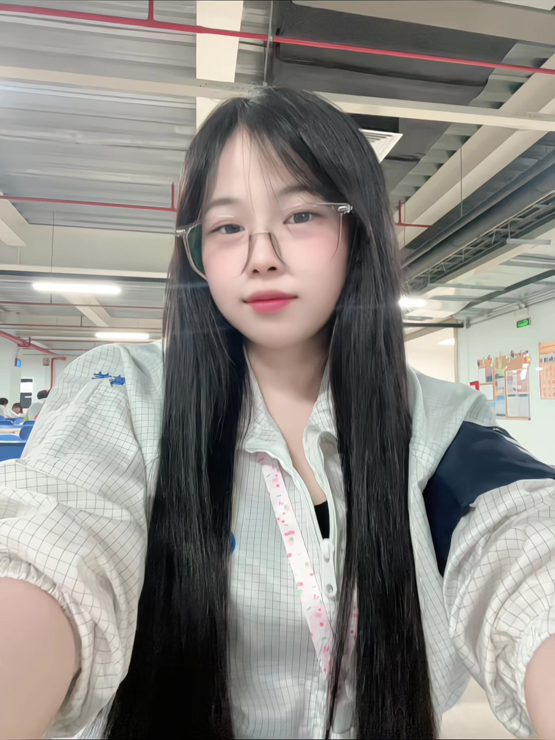 @CHOMPOO🎀🐰