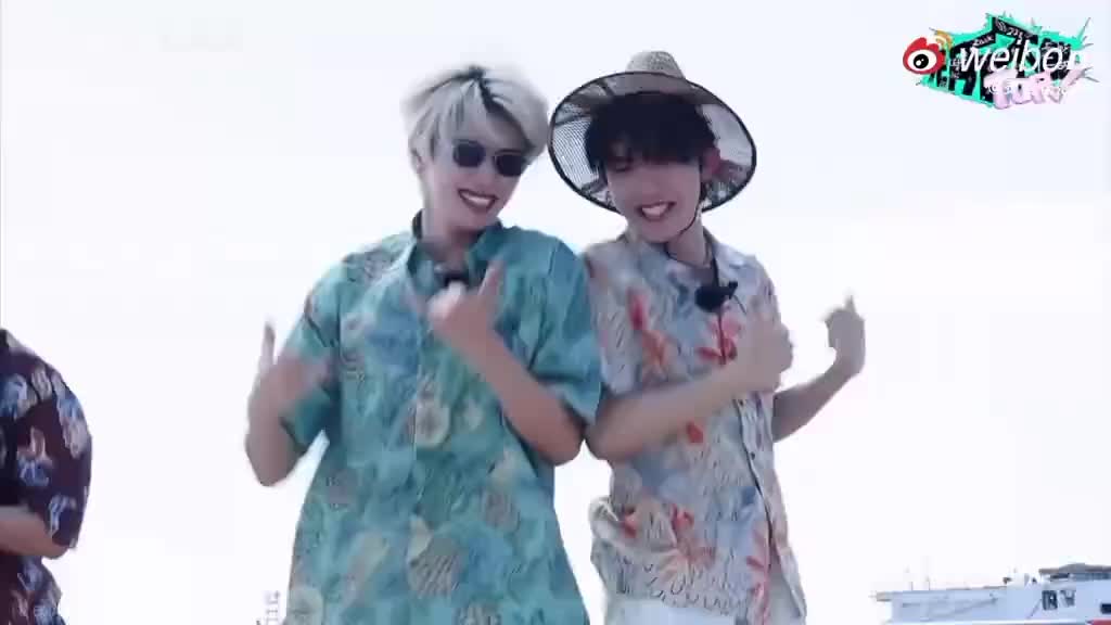 @朱志鑫♡ ♪♬