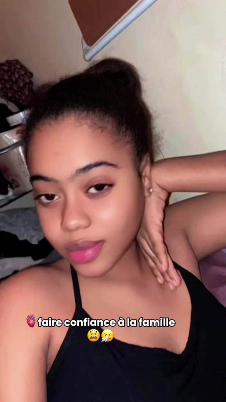 @Bella000🇲🇷🇸🇳