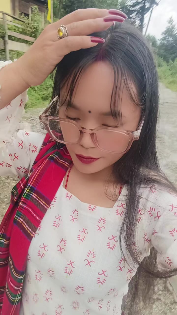 @🌿⃝βAayushma🇳🇵🇮🇶