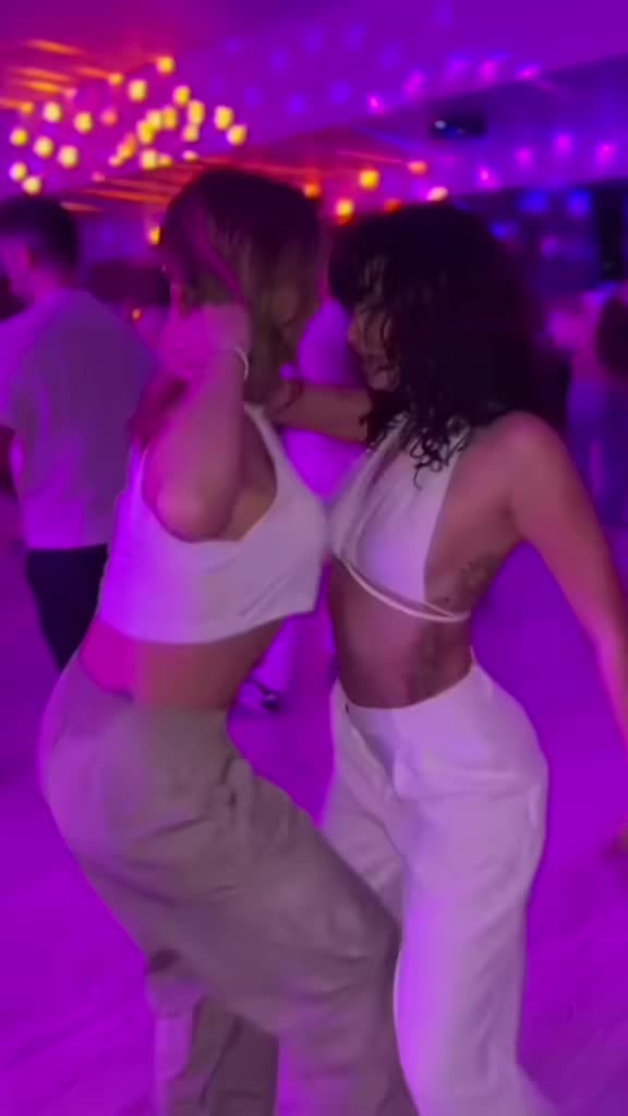@Carla❤️👑🌍🏳️🌈