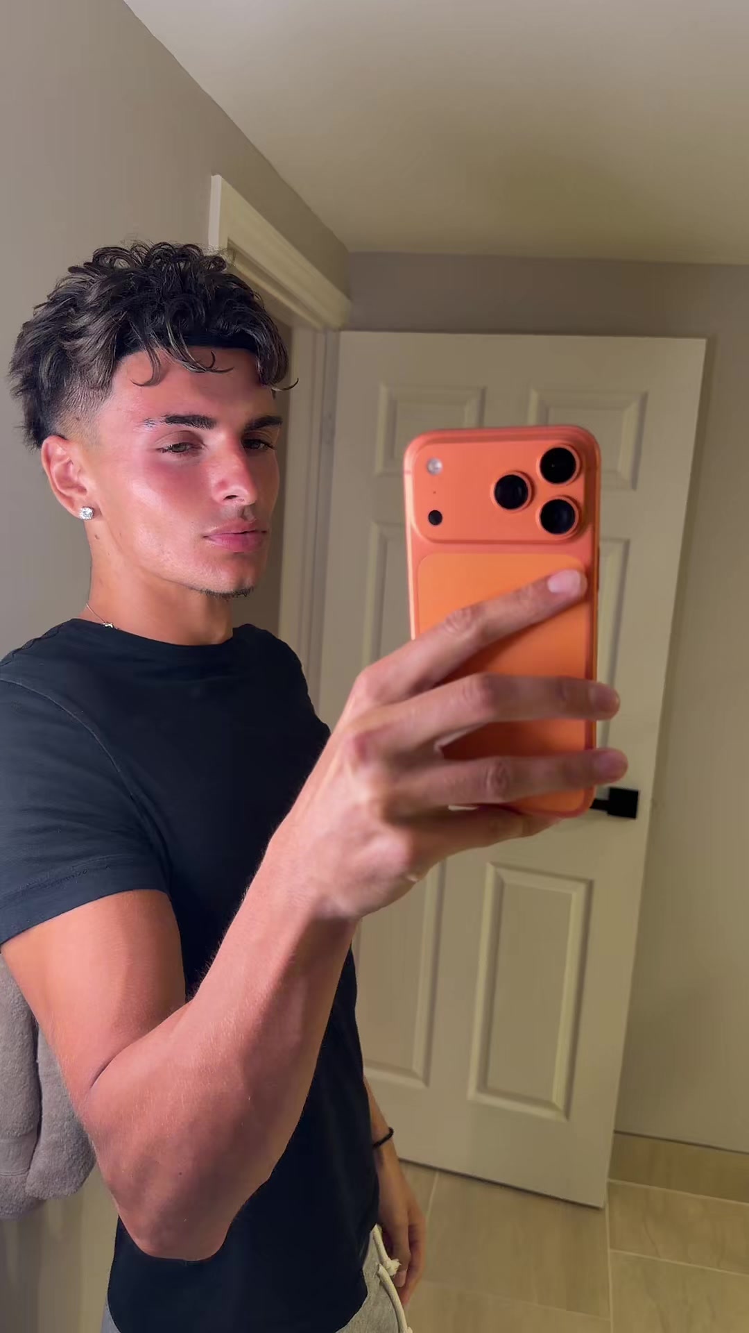 @chris.nikoo