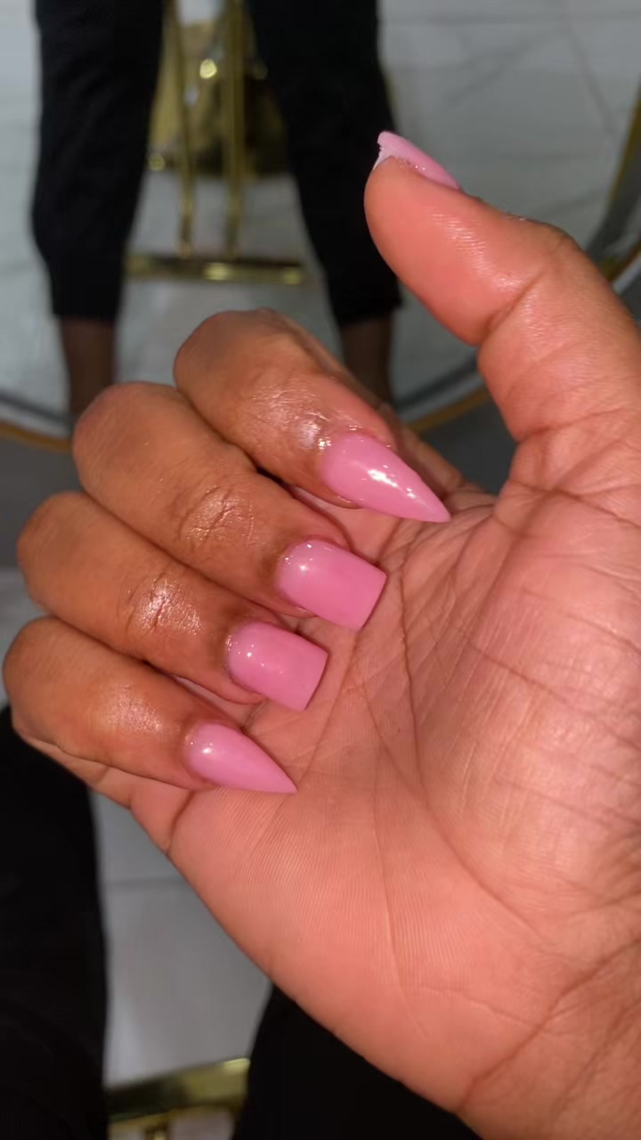@Niya🥀