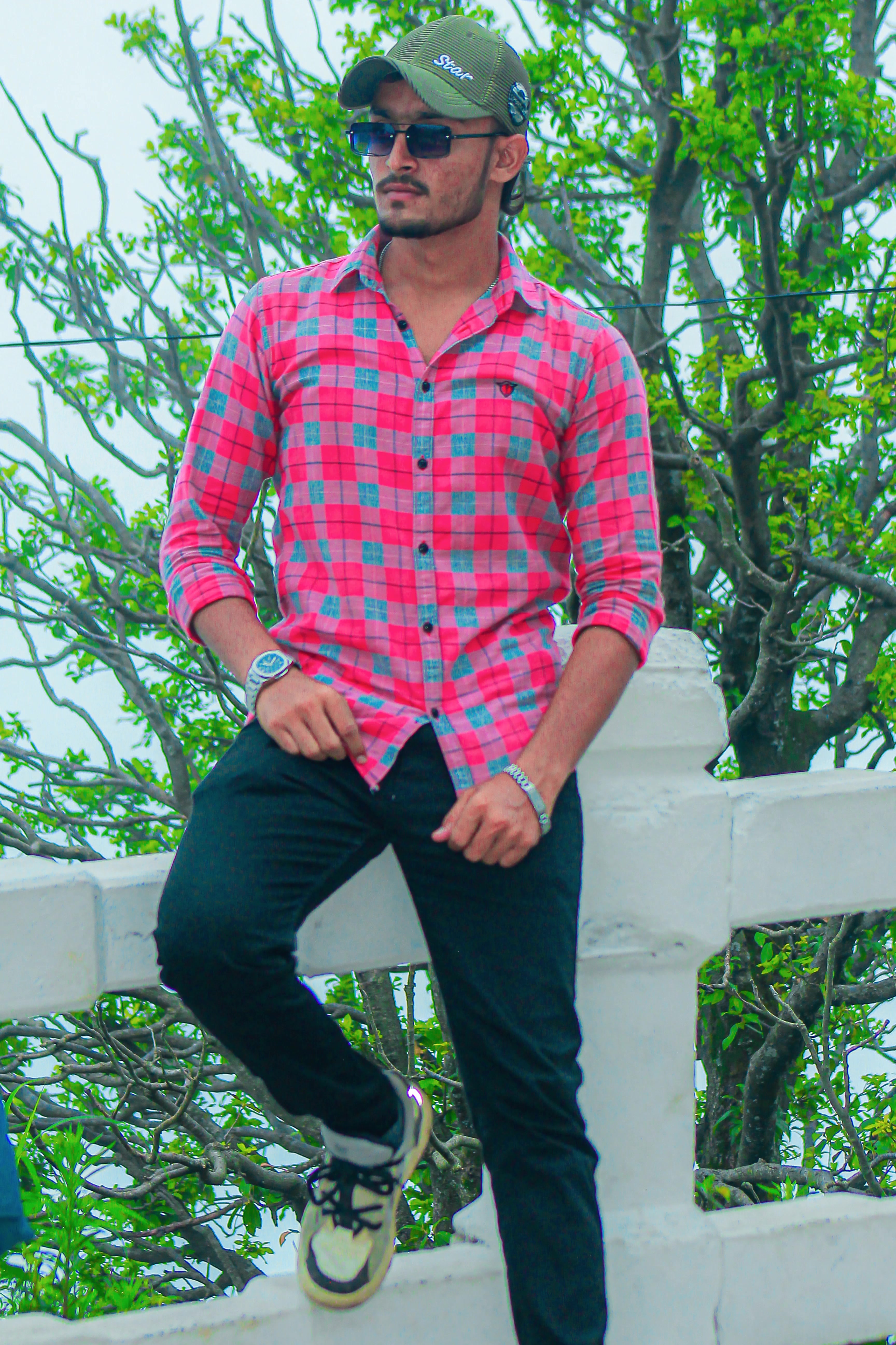 @𓆩🗿AWAIS RAجPUT🪽𓆪