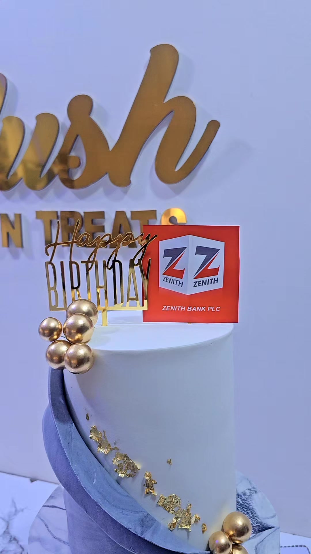 @ABUJA CAKES & PASTRIES HOUSE