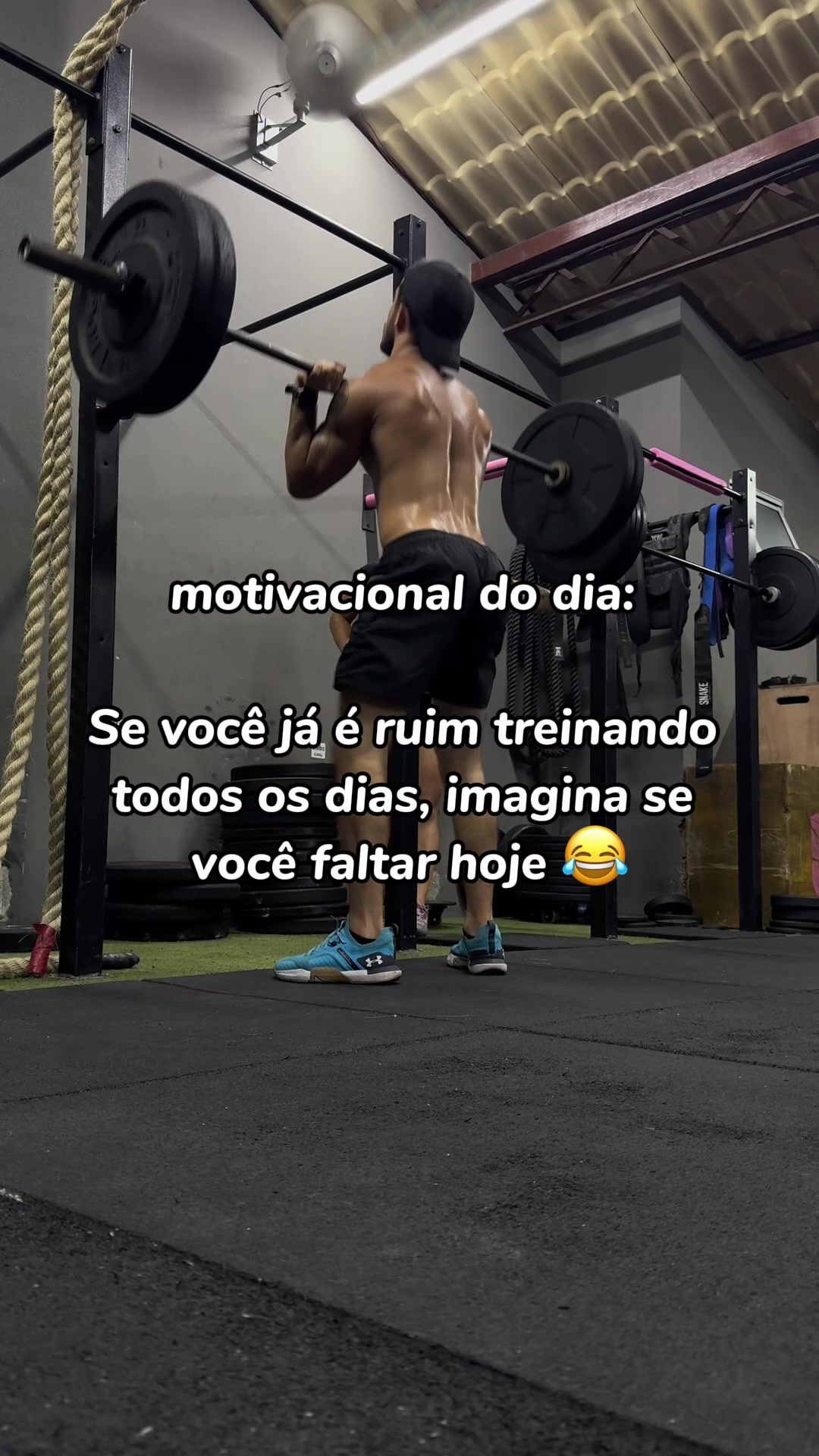 @JO&Atilde;O VITOR DE ARA&Uacute;JO