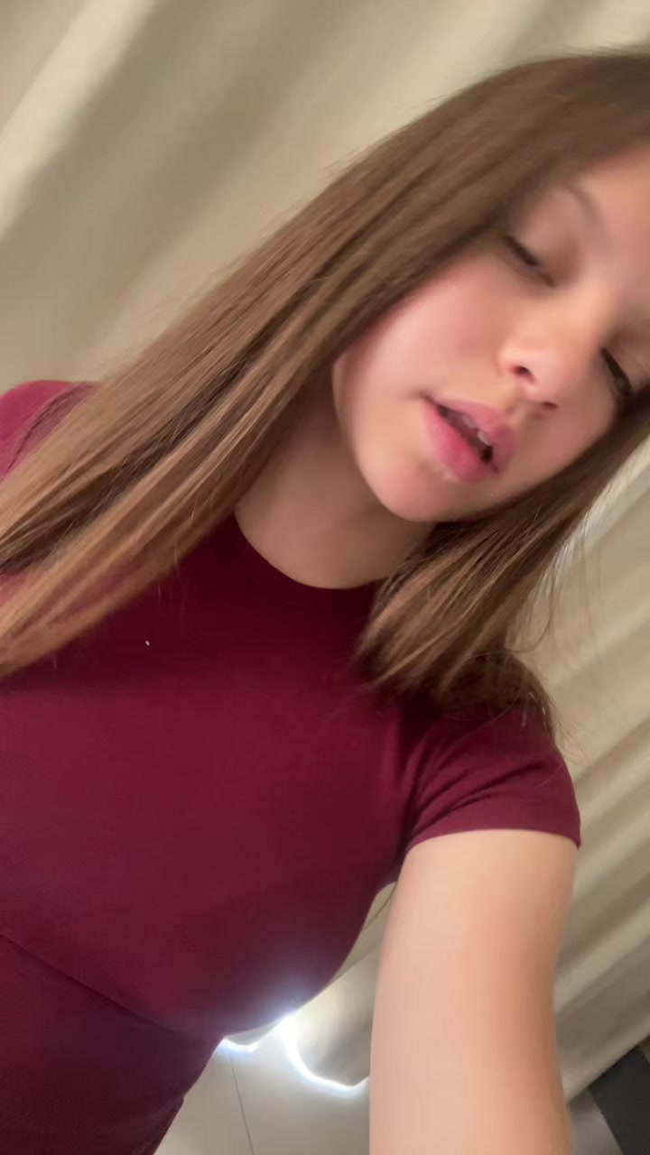 @𝑚𝑒𝑙𝑖𝑠𝑎𝑎