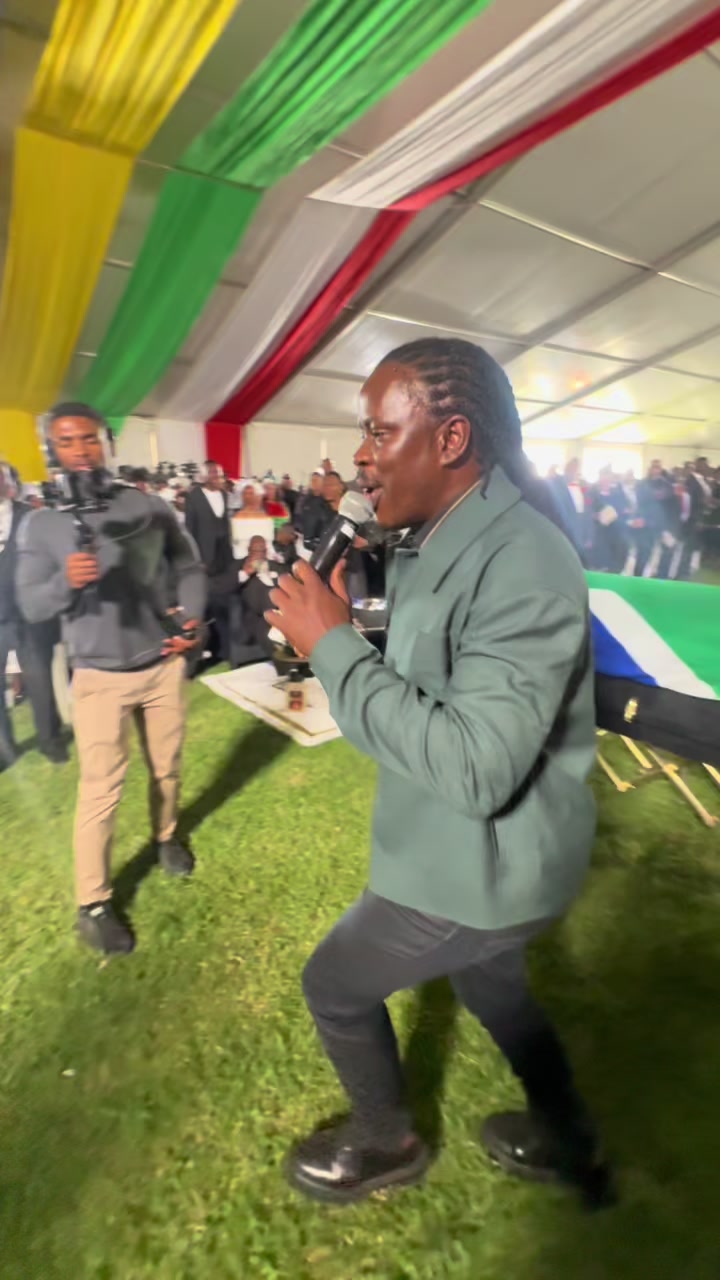 @Aviwe Avee Gqomfa