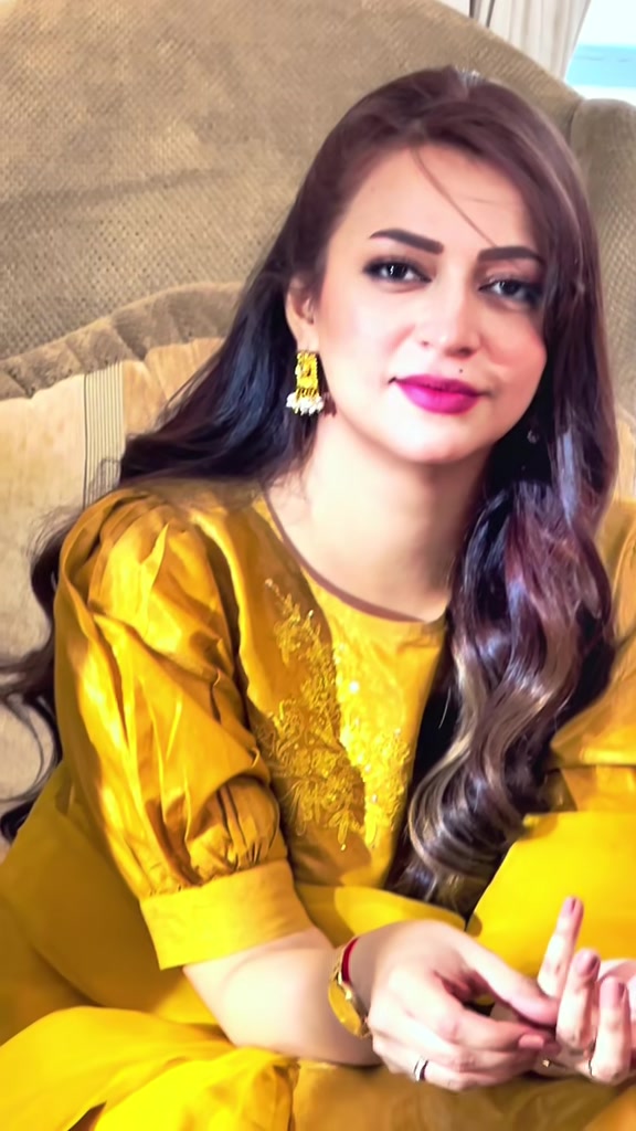 @Hibaalikhan