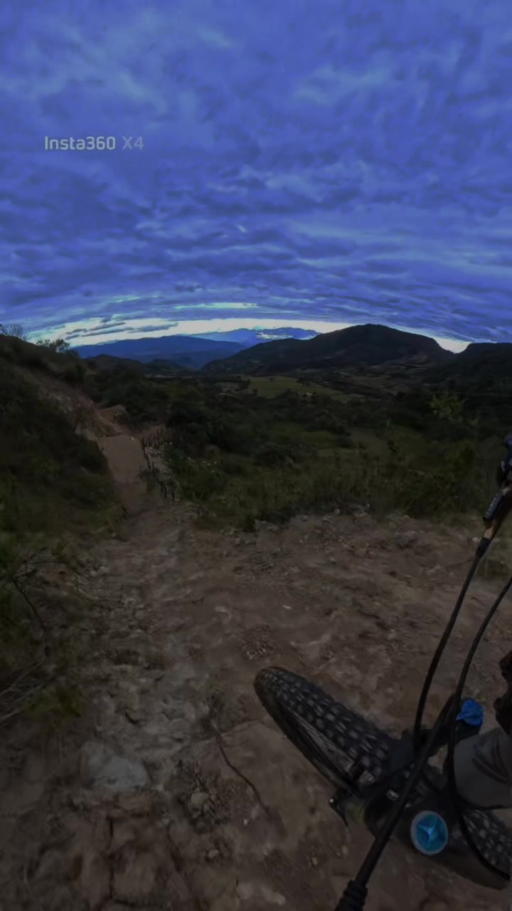 @Rueda/TRAIL