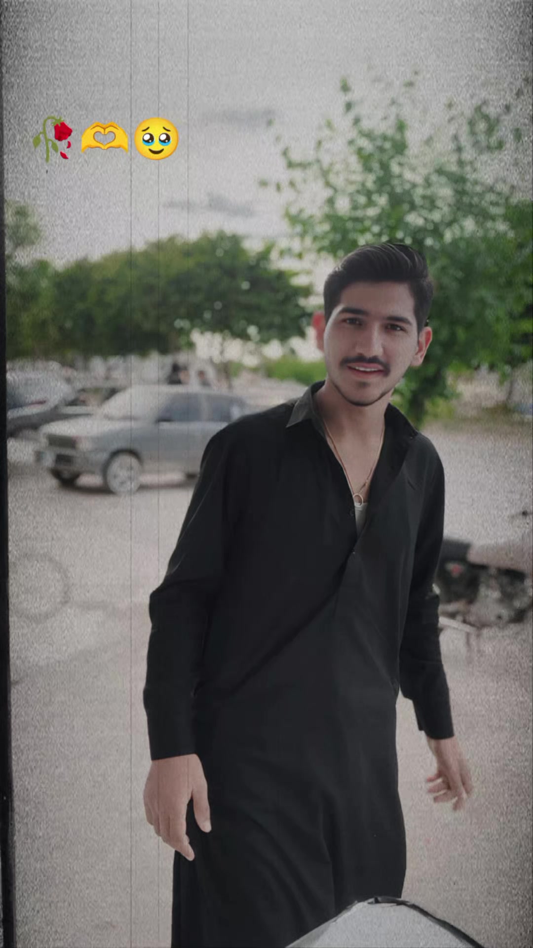 @🥀.....💗.....🥺 001